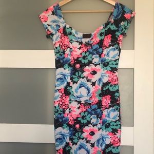 Hot Miami Styles Womens Small Floral Bodycon Fitted Midi Sweetheart Summer Dress